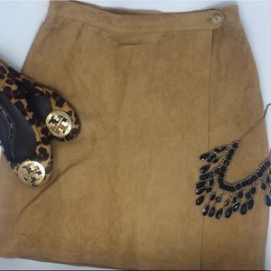 Liz Claiborne tan/brown faux suede wrap skirt